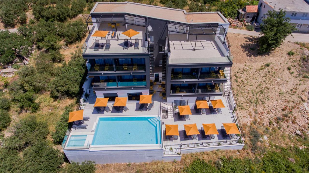 Villa Dinora Makarska Exterior photo